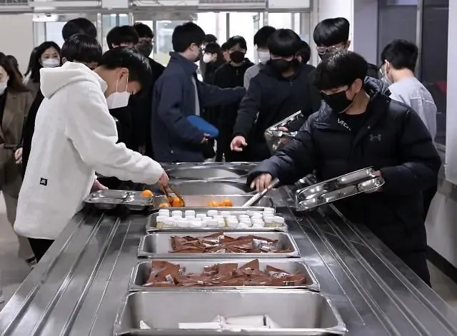 Menu Halal di Kantin Sekolah Korea: Ujian Keberagaman yang Belum Tuntas