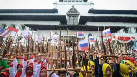 Jawa Barat Ganti Nama? Menelusuri Jejak Sunda dari Zaman Es hingga Kolonial