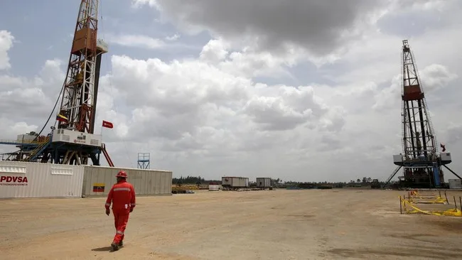 Serangan AS-Iran Memanas, Harga Minyak Brent Tembus US$78 per Barel