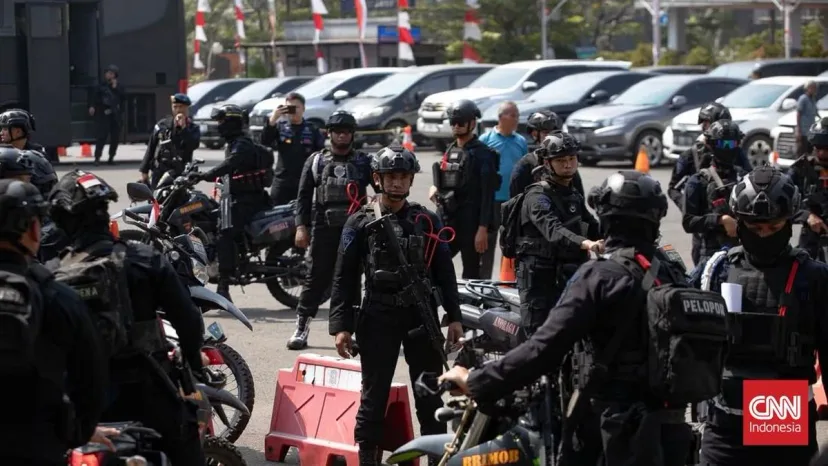 Bantahan TNI dan Kejagung: Tak Ada Personel Berseragam di Polda Metro Jaya