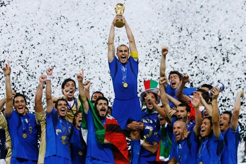 20 Tahun Lalu Italia Juara Piala Dunia 2006: Momen Katarsis yang Tak Terlupakan