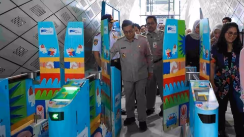 Tarif Transjakarta Naik, Pramono Buka Peluang Perluas Penerima Gratis