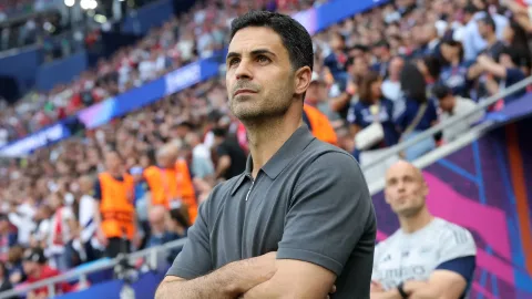 Arsenal Siapkan Dana Besar untuk Rekrut Winger Baru: Christos Tzolis Incaran Utama