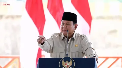 Prabowo Peringatkan Aparat Negara: Bintangmu dari Rakyat, Jangan Khianati Kepercayaan