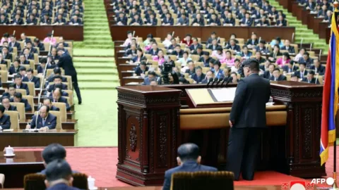 Kim Jong Un Pecat Pejabat Militer Senior karena Korupsi: 'Kejahatan Politik'
