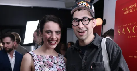 Margaret Qualley Bantah Isu Perselingkuhan di Balik Keretakan Rumah Tangga dengan Jack Antonoff