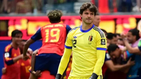 Drama Dua Kiper: Courtois Cedera, Lammens Gagal Selamatkan Belgia dari Spanyol