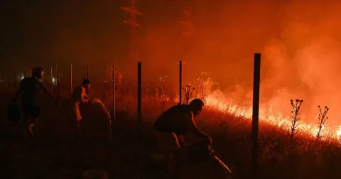 Eropa Terbakar: Gelombang Panas dan Kebakaran Hutan Ancam Nyawa, Ilmuwan Peringatkan Dampak Makin Parah