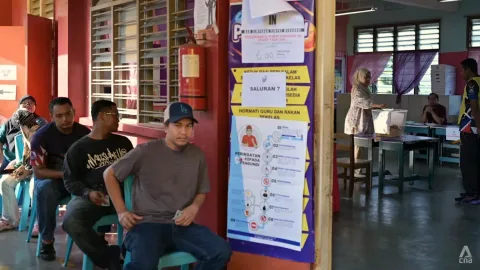 Johor Memilih: Pertarungan Sengit BN vs PH, Nasib Anwar di Ujung Tanduk