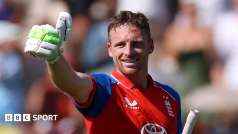 Buttler Bintang, Inggris Hancurkan India dan Rebut Peringkat Satu T20