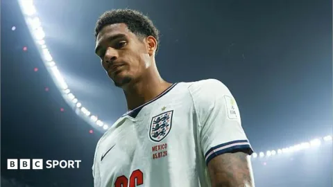 Ketua Komite Disiplin FIFA Bungkam saat Ditanya Soal Diskriminasi Hukuman