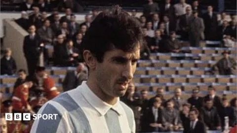 Antonio Rattin, Gelandang Legendaris Argentina yang Memicu Lahirnya Kartu Merah, Tutup Usia