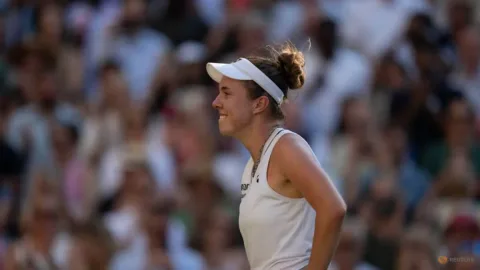 Gagalkan Lima Match Point, Linda Noskova Juarai Wimbledon: Mental Baja di Usia 21 Tahun