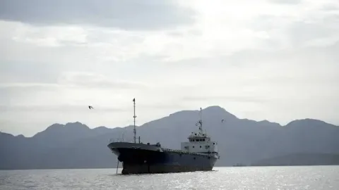 Selat Hormuz Mulai Longgar: Hanya Empat Kapal Jepang Tersisa di Kawasan