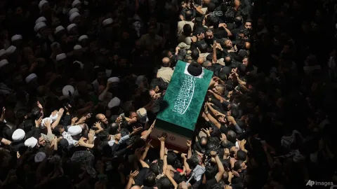 Pemimpin Baru Iran Ancam Balas Dendam, Trump Siapkan Serangan Total