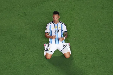 Drama 121 Menit: Lautaro Bawa Argentina ke Semifinal, Hadapi Inggris