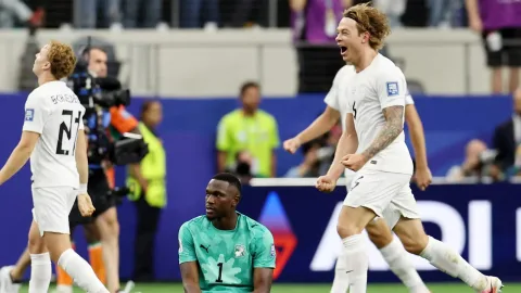Buru Gelandang Timnas Norwegia, Coventry dan Ipswich Berebut Patrick Berg
