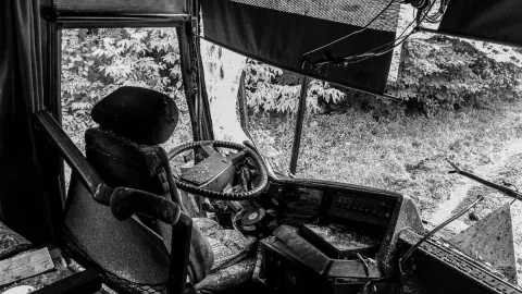 Tabrakan Maut di Pantura Indramayu: 13 Tewas, Rombongan Pengantin Jadi Korban