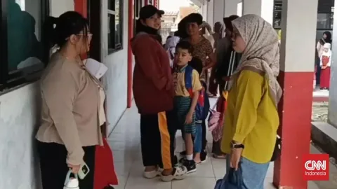 Rebutan Bangku Depan di Hari Pertama Sekolah: Antara Harapan Fokus dan Kebiasaan Tahunan