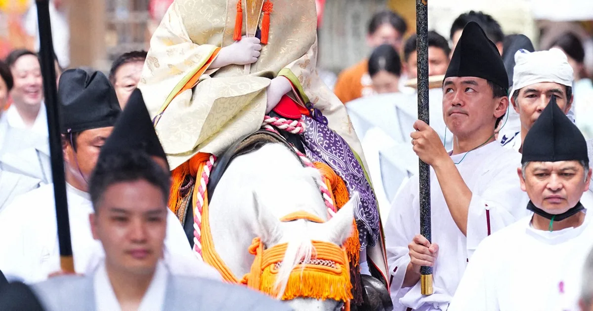 Anak 8 Tahun Puncaki Perayaan Gion Matsuri: Simbol Tradisi yang Terus Hidup