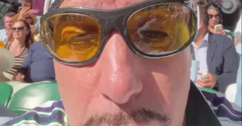 Sacha Baron Cohen Hidupkan Lagi Ali G di Wimbledon, Sambil Jualan Ganja