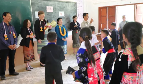 Hanya Satu dari 800 Siswi Putus Sekolah: Program Laos-Australia Buktikan Efektivitas