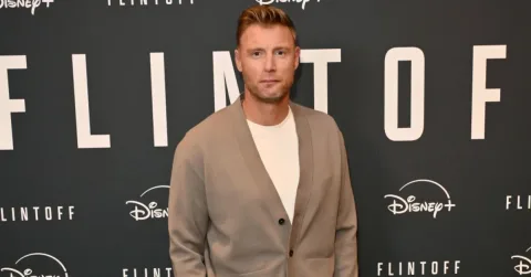 Penumpang Freddie Flintoff saat Kecelakaan Top Gear Gugat BBC Studios
