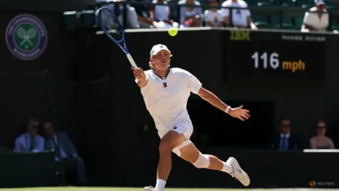 Kalah di Final Junior Wimbledon, Cruz Hewitt Bidik Debut Australian Open