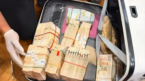 Polri Libatkan FBI dan Kedutaan AS-Singapura Verifikasi Keaslian Dolar di Kasus Febrie