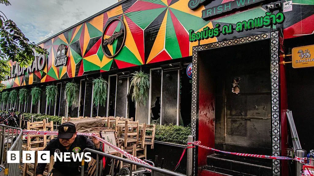Korban Jiwa Kebakaran Bar di Bangkok: Pintu Darurat Terkunci, 28 Tewas