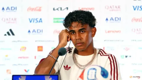 Lamine Yamal: Sepak Bola Harus Menyatukan, Bukan Memecah Belah