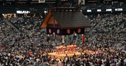 Onosato Akhirnya Menang di Nagoya, Fujinokawa Kembali Jadi Mimpi Buruk Yokozuna
