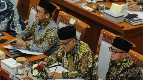 DPR Teken Uang Muka Haji 2027 Rp4 Triliun, Tenggat Pembayaran Hanya Sehari