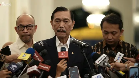 Prabowo Panggil Luhut dan Jajaran DEN ke Hambalang: Bahas Ekonomi dan Transformasi Digital