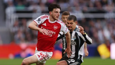 Arsenal Diminta Alihkan Incaran ke Bouaddi, Bukan Guimaraes