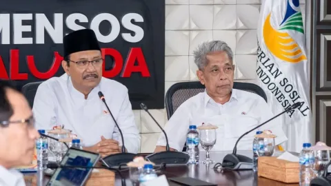 Gus Ipul Larang Perpeloncoan di MPLS Sekolah Rakyat: Fokus pada Adaptasi dan Empati