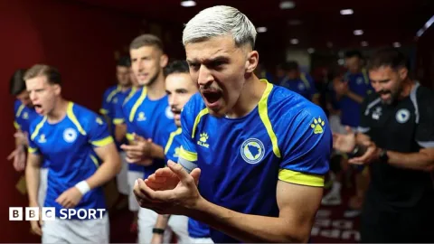 Leeds United Siapkan Dana Besar untuk Bek Muda Bosnia Muharemovic
