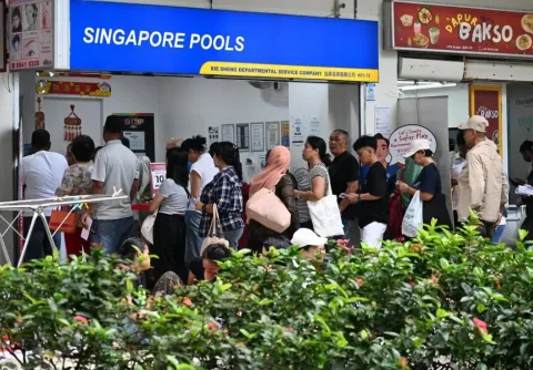 Dua Pemburu Keberuntungan Raup Rp70 Miliar dari Toto Singapura