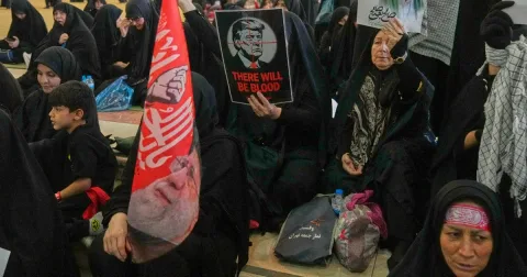 Trump Urungkan Rencana Pungut Biaya di Selat Hormuz, Ganti dengan Investasi Teluk