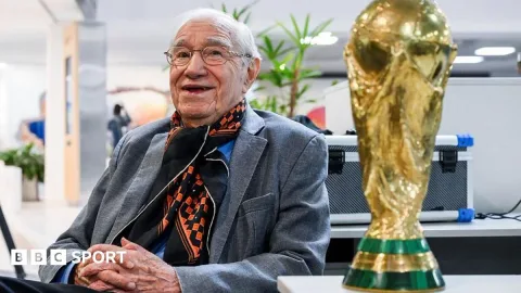 91 Tahun, 18 Piala Dunia: Kisah Jurnalis Legendaris yang Tak Pernah Buru-buru Menilai