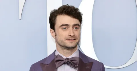 Daniel Radcliffe Jadi Pangeran dalam Film Animasi Netflix yang Membalikkan Kisah Cinderella