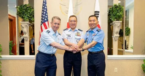 Panglima Militer Jepang-AS-Korea Selatan Sepakat Perkuat Respons Ancaman Nuklir Korut