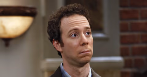 Spin-off Big Bang Theory: Stuart Fails to Save the Universe, Genre Berbeda Jauh