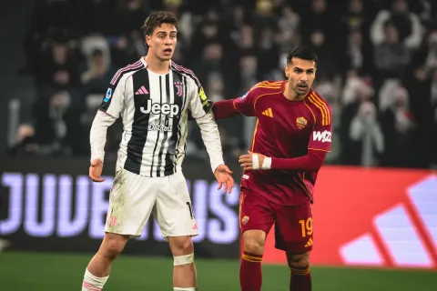 Bursa Transfer Serie A Memanas: Juventus Rekrut Zeki Celik Gratis, Milan Lepas Estupinan ke Aston Villa