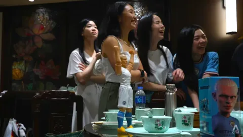 Piala Dunia 2026: Kedai Dimsum Tua di Hong Kong Raup Cuan Lewat Nobar Pagi