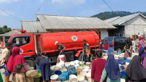 Krisis Air di Jawa Tengah: 3,2 Juta Liter Disalurkan, 16 Daerah Siaga Kekeringan