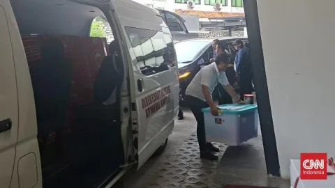 Polri Bertahap Serahkan Barang Bukti ke Kejagung: Kasus Febrie Masuki Babak Baru