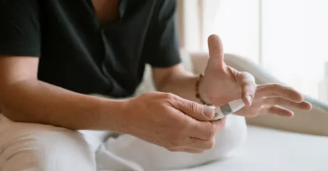 Tes Darah Sederhana Bisa Ukur Kesehatan Mitokondria: Indeks Glukosa-Keton sebagai Biomarker Baru?