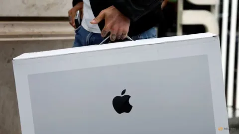 Apple Kembali ke Puncak, Kalahkan Nvidia sebagai Perusahaan Paling Bernilai di Dunia