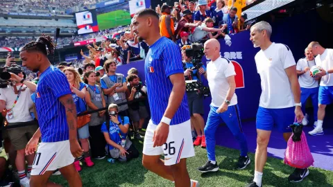Dua Faktor yang Menunda Kepindahan Maxence Lacroix ke Chelsea